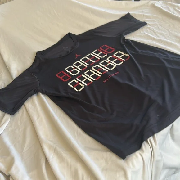 Jordan Black 'Game Changer’ boys xl dri fit Tee - Picture 3 of 3